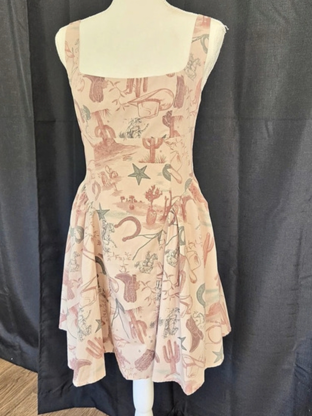 Mini Dress Pink & Brown Size Medium Like New